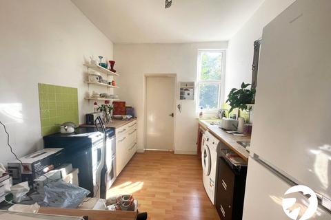 51a Eastdown Park, London, SE13 5HU