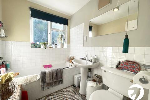 51a Eastdown Park, London, SE13 5HU