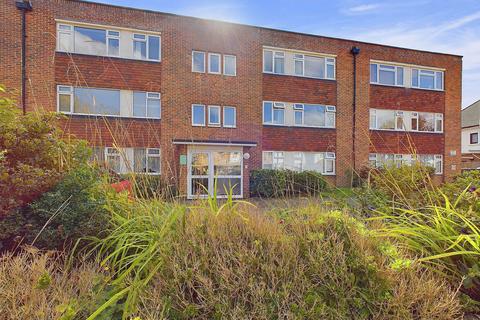 2 bedroom flat for sale, Davies Court, Hythe Road, Worthing, BN11