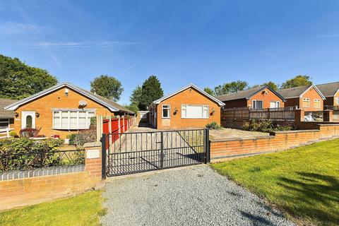 2 bedroom detached bungalow for sale, North Wingfield S42