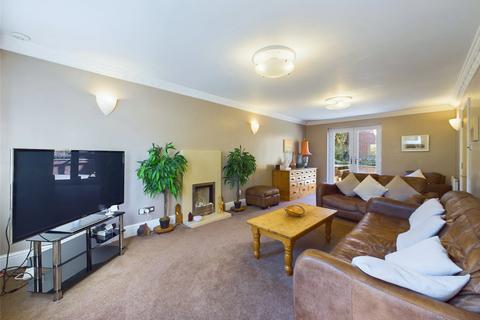 4 bedroom detached house for sale, Elm Green Lane, Conisbrough, Doncaster, South Yorkshire, DN12