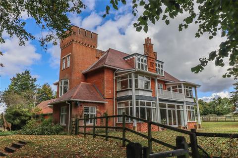 Chattis Hill House Spitfire Lane, Chattis Hill, Stockbridge, SO20 6JS