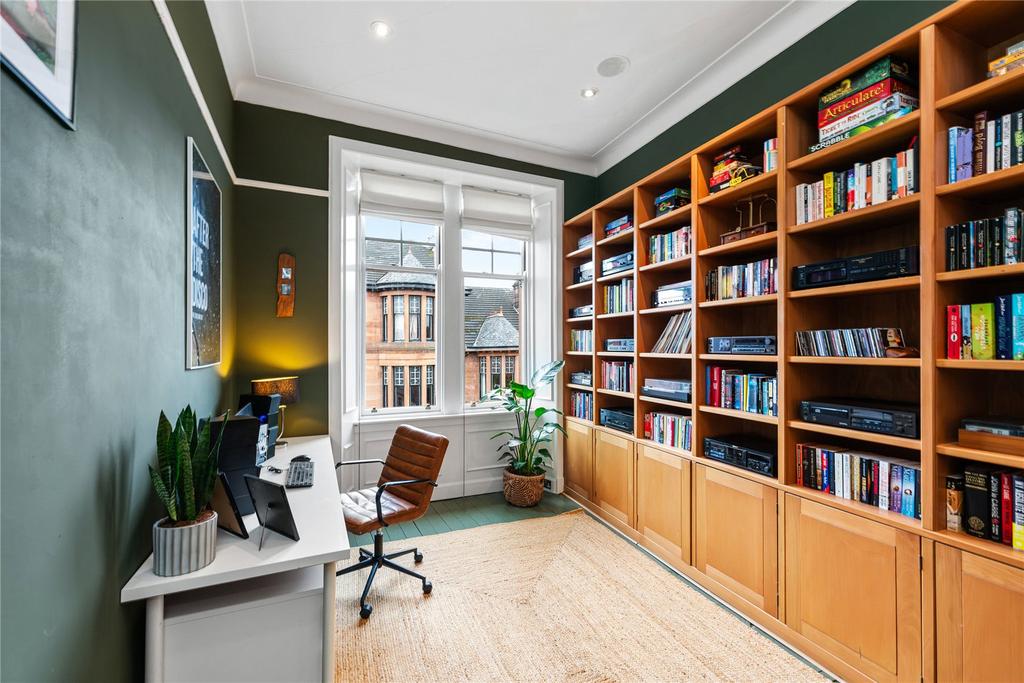 Bedroom  4/Study