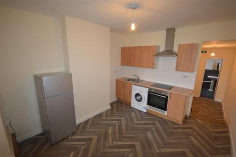 Studio to rent, Cranmer Street, Leicester