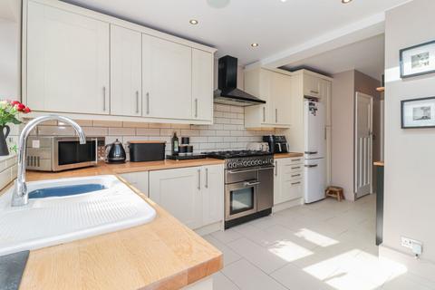 3 bedroom detached house for sale, Bushey Mill Crescent, Watford, WD24