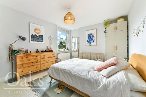 2 bedroom maisonette for sale, Auckland Hill, West Norwood