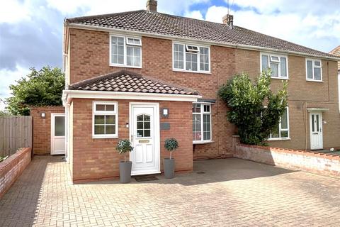 3 bedroom house for sale, Goldsmith Avenue, Warwick