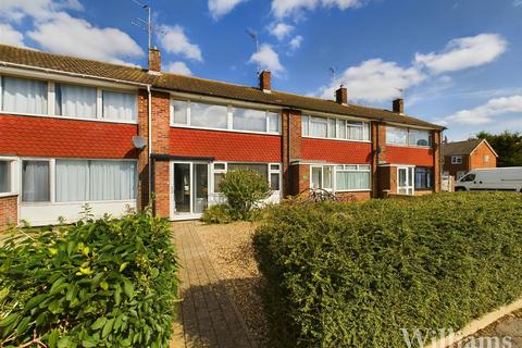 3 bedroom terraced house for sale, Ingram Avenue, Aylesbury HP21