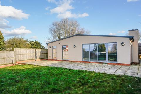 3 bedroom detached bungalow for sale, Green Lane, Churchdown, Gloucester