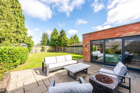 5 bedroom detached house for sale, Manorfields Road, Old Stratford, Milton Keynes, Northamptonshire, MK19