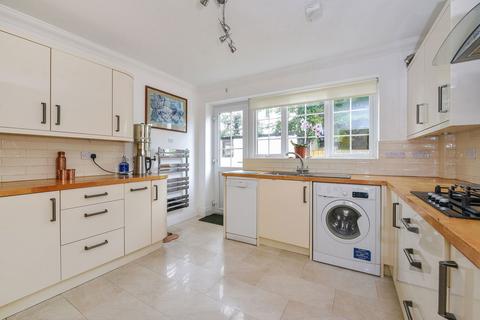 6 bedroom detached house for sale, Wingfield Avenue, Christchurch BH23