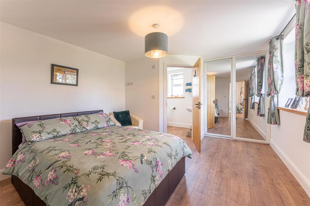 Beckfield Lodge Farm - by Visually Rich 02622.jpg