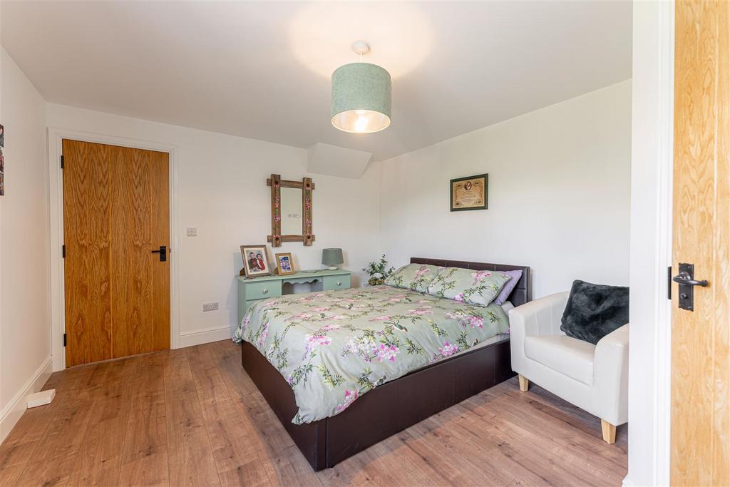 Beckfield Lodge Farm - by Visually Rich 02631.jpg