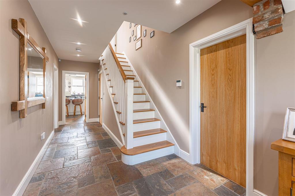 Beckfield Lodge Farm - by Visually Rich 02496.jpg