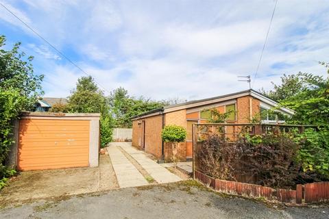 1 bedroom semi-detached house for sale, Potovens Lane, Wakefield WF2