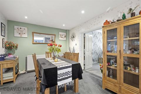 4 bedroom semi-detached house for sale, Isfield Road, Brighton