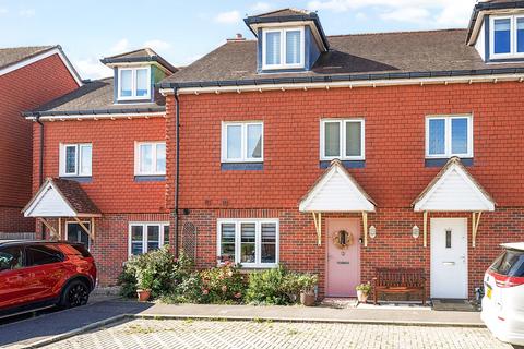 4 bedroom terraced house for sale, Raynham Close, Guildford, Surrey, GU4