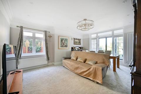 35 Alderney Avenue, Hounslow, TW5 0QN