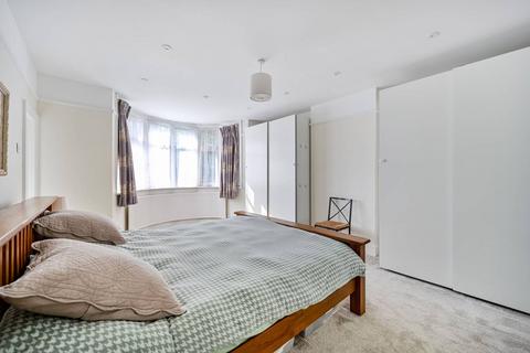 35 Alderney Avenue, Hounslow, TW5 0QN