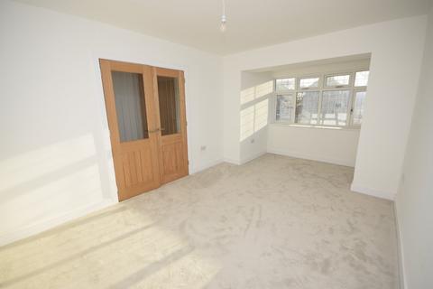 3 bedroom detached house for sale, 2a South Avenue, Heath End, Farnham, GU9