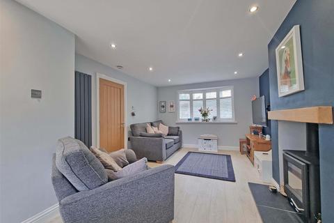 1129 Alcester Road South, Birmingham, B14 5TP