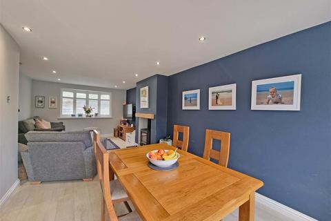1129 Alcester Road South, Birmingham, B14 5TP