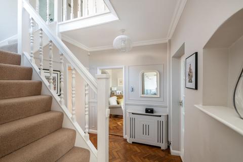 192 Sandcross Lane, Reigate, RH2 8HQ