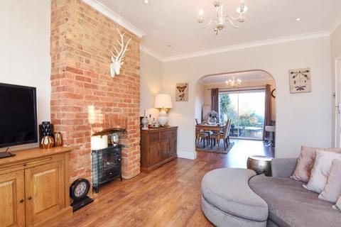 3 bedroom semi-detached house for sale, Addington Road, West Wickham