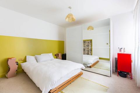 1 bedroom flat for sale, Beatty Road, Stoke Newington, London, N16