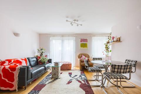 1 bedroom flat for sale, Beatty Road, Stoke Newington, London, N16