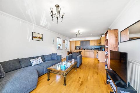 2 bedroom flat for sale, Balham High Road, London, SW17