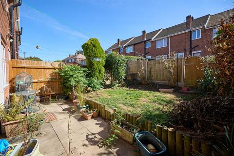 3 bedroom terraced house for sale, Forryan Road, Burbage