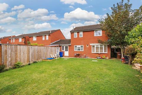 3 bedroom semi-detached house for sale, Bicester,  Oxfordshire,  OX26