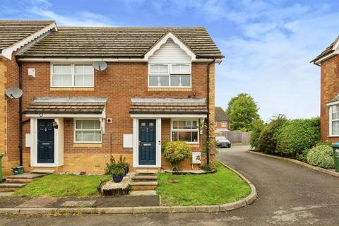 2 bedroom terraced house to rent, Simmonds Court,  Aylesbury,  HP21