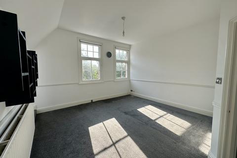 1 bedroom flat to rent, Southfields Road, Eastbourne BN21