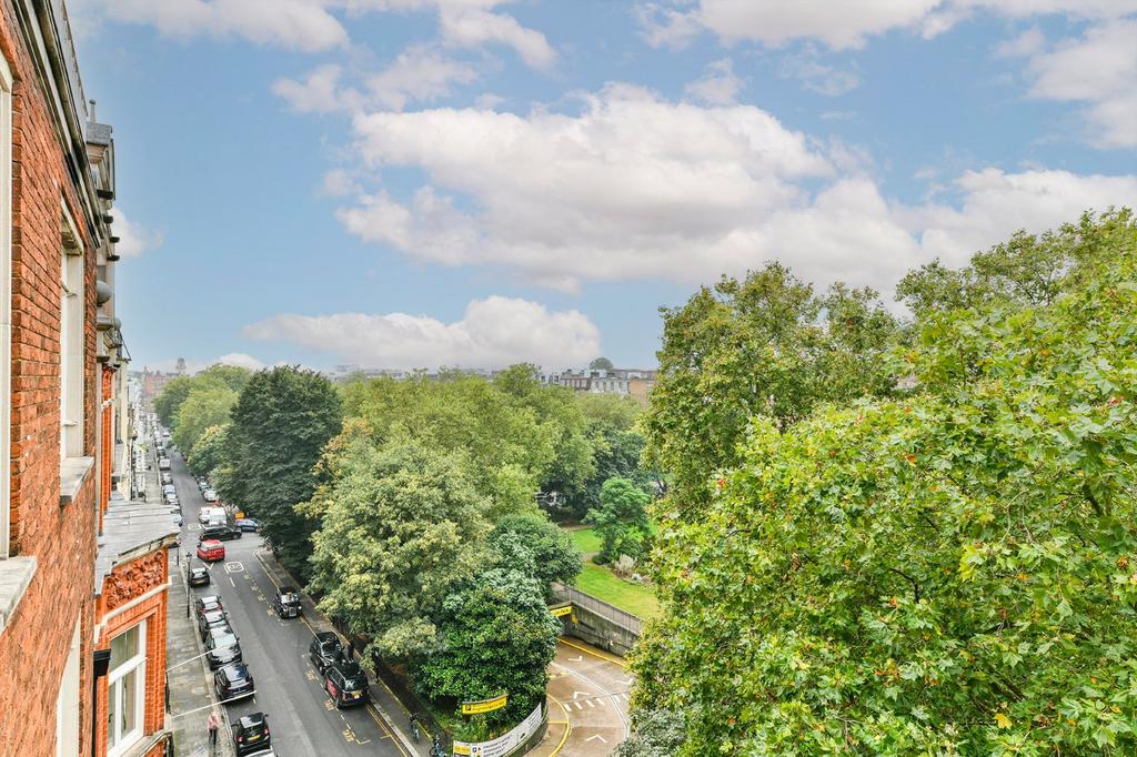 Gardens &amp; NCP Below