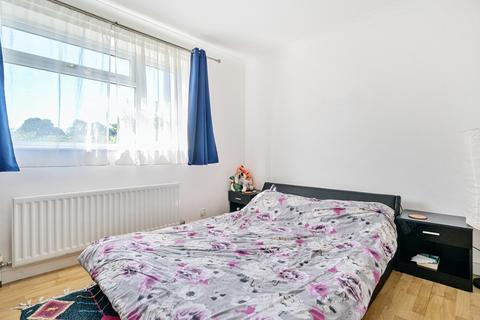 Flat 1, Cedar Court Birchington Road, Windsor, SL4 3QA