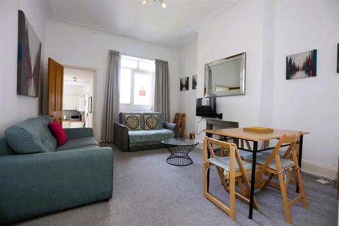 2 bedroom flat to rent, Norton Road Hove