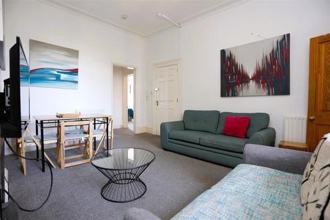 2 bedroom flat to rent, Norton Road Hove