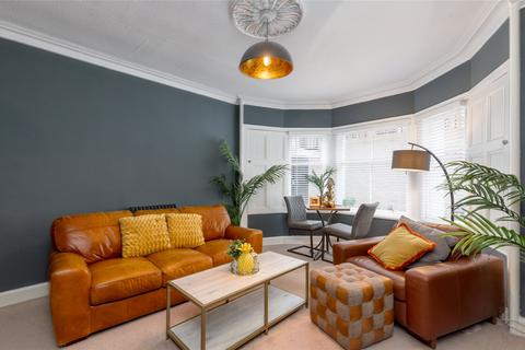 1 bedroom apartment for sale, Leslie Place, Edinburgh, Midlothian