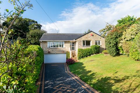 3 bedroom detached bungalow for sale, Park View, Holmfirth, HD9