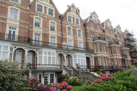 2 bedroom flat to rent, Knole Road, Bexhill-On-Sea