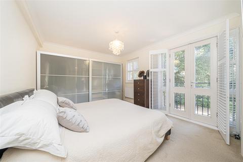 2 bedroom apartment for sale, Birnam House, 20 Cambridge Park, East Twickenham