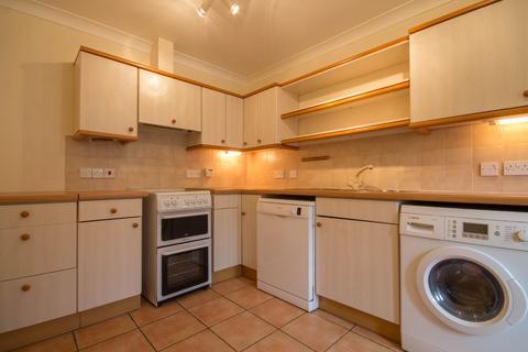 3 bedroom terraced house to rent, Chedworth Street Newnham Cambridge