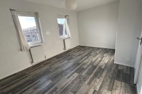 undefined, Ambleside Close, Homerton, E9