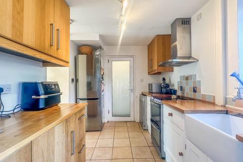 9 The Lawn, Whittlesford, Cambridge, CB22 4NG