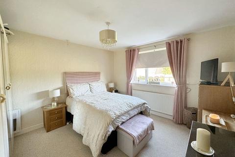 17 Bryn Twr, Abergele, LL22 8DD