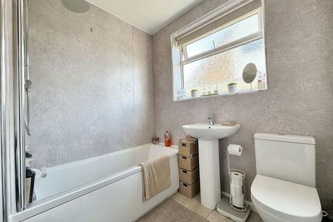 17 Bryn Twr, Abergele, LL22 8DD