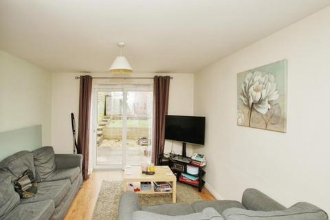 4 bedroom terraced house to rent, Wood Mead, Bristol BS16