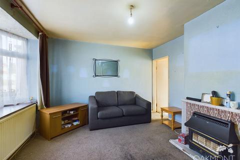 2 bedroom end of terrace house for sale, Grimston Road, Basildon